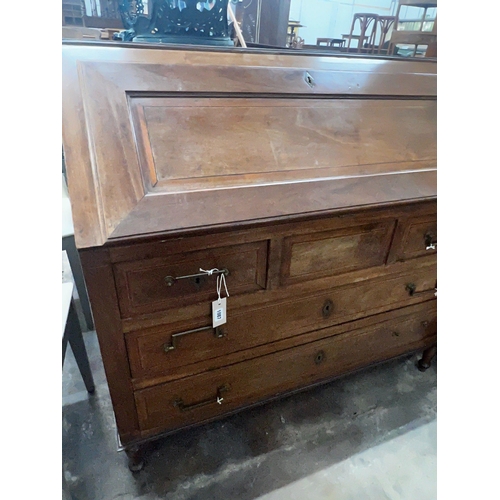 1110 - An early 20th century Continental mahogany bureau, width 114cm depth 58cm height 107cm