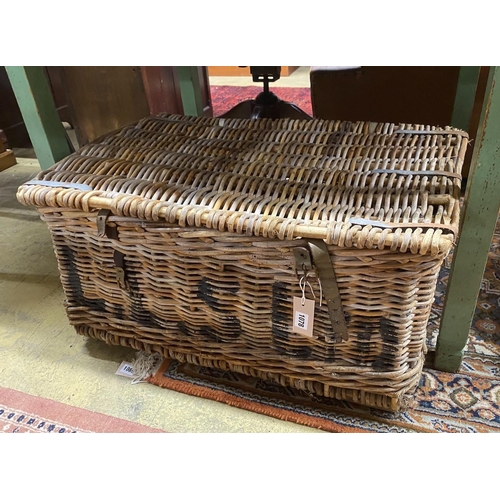 1078 - A vintage laundry hamper and a smaller basket, larger width 76cm, depth 52cm