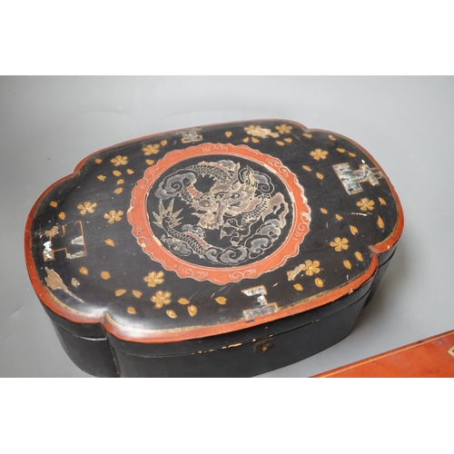 1343 - A French leather mounted serpentine glove box and a Japanese  lacquer box. Largest 26.5cm wide... 