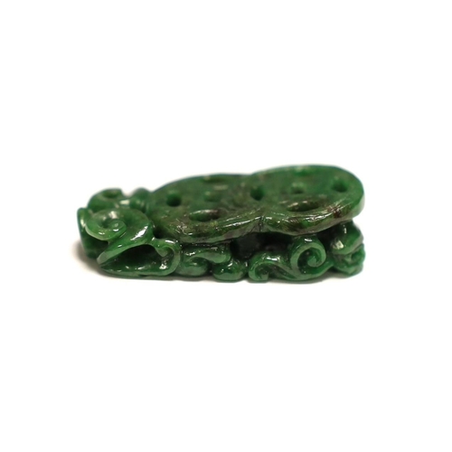 1459 - A Chinese Jadeite carving of two cash and a chilong, 3.7cm