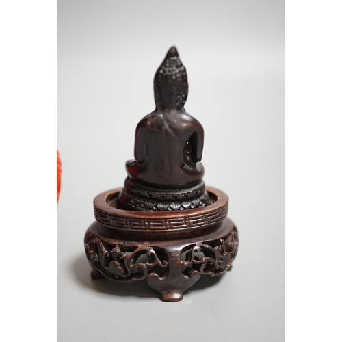 1462 - A Chinese resin snuff bottle, a resin Buddha on stand and a resin netsuke