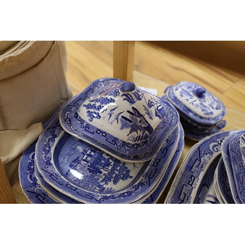 323 - A group of Victorian and later blue and white pottery dinner wares