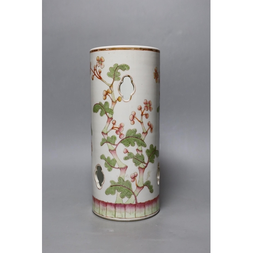 349 - A Chinese famille rose hat stand, Republic period, 29cm