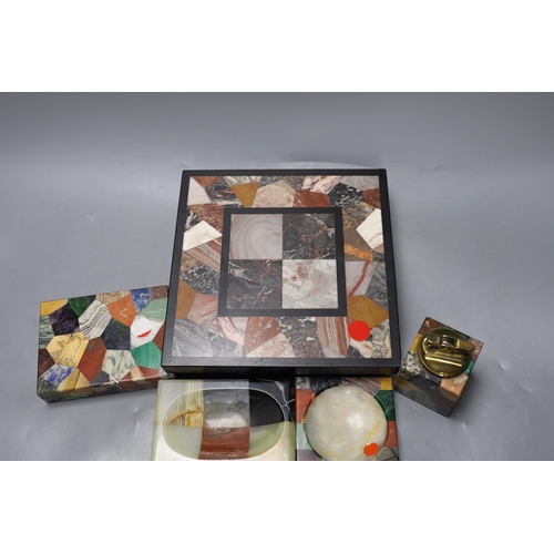 510 - A group of Italian specimen marble and hardstone desk accessories, largest 20.5cm