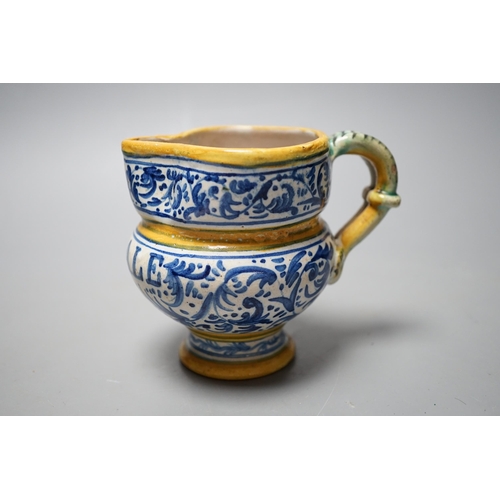 540 - An 18th / 19th century miniature Italian maiolica jug, 9.5cm