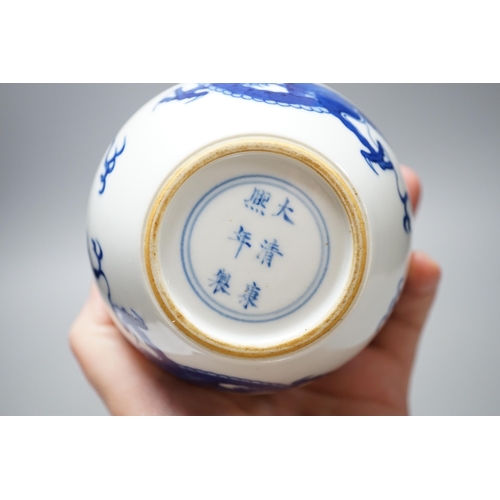 549 - A Chinese blue and white dragon vase, 9cm