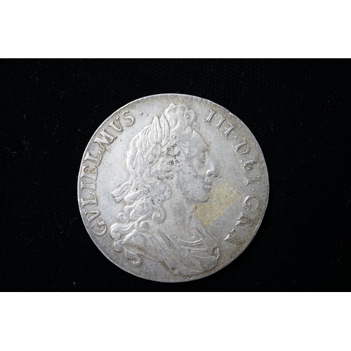 581 - A William III crown 1695, AVF