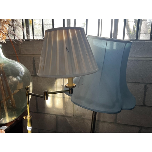 1028 - Two brass telescopic standard lamps