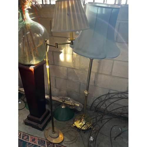 1028 - Two brass telescopic standard lamps