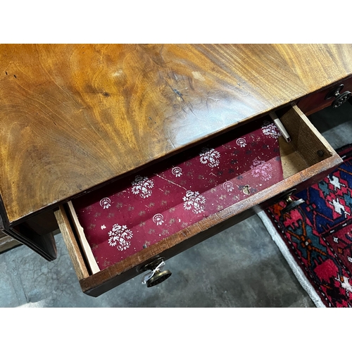 1060 - A Regency mahogany sofa table, width 99cm, depth 71cm, height 70cm