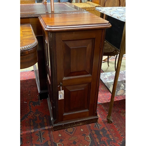 1038 - A Victorian panelled mahogany bedside cabinet, width 39cm, depth 34cm, height 78cm