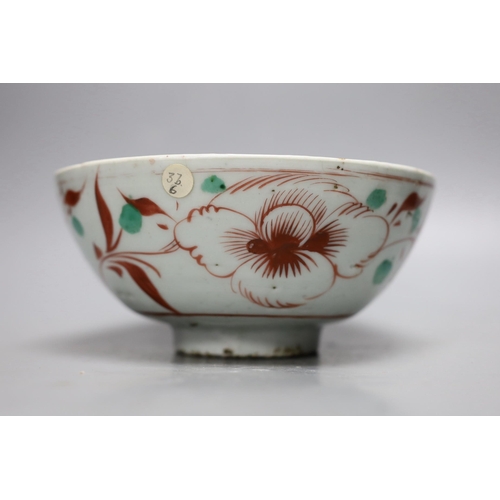 1257 - A Chinese Swatow enamelled bowl, Zhangzhou kilns, 17th century, 19.5cms diameter Provenance- collect... 