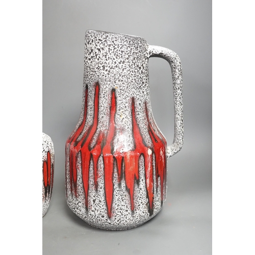 1299 - A Scheurich West German volcanic-glaze ewer and matching vase, Tallest 39 cm