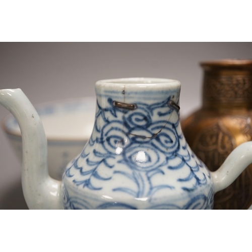 1322 - A Chinese Ming dynasty internally decorated porcelain tea bowl, an 18th century blue and white bowl,... 