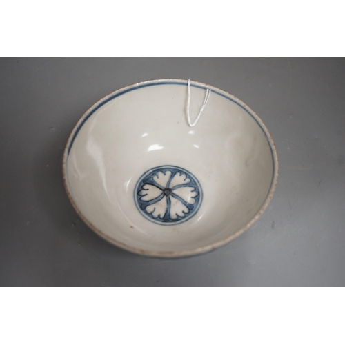 1327 - A Chinese late Ming blue and white egret and Lotus bowl, Zhangzhou kilns, 14.7cm Provenance- colle... 