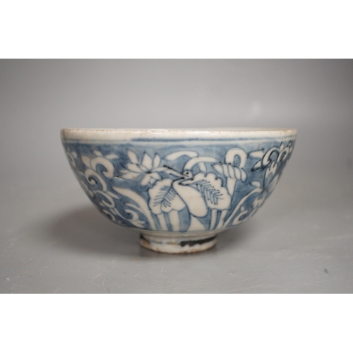 1327 - A Chinese late Ming blue and white egret and Lotus bowl, Zhangzhou kilns, 14.7cm Provenance- colle... 