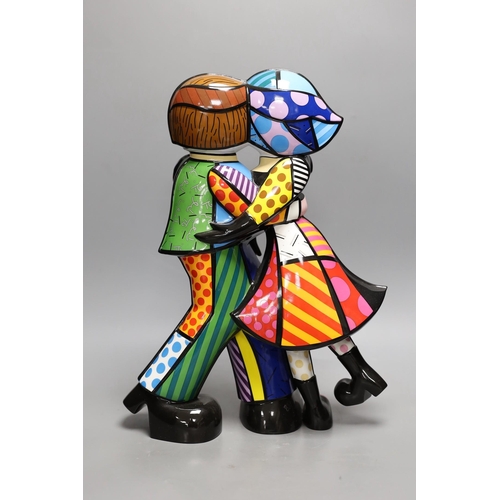 1405 - Romero Britto (Brazilian, 1963-), a ceramic statue, "Cheek to Cheek", with certificate of ... 