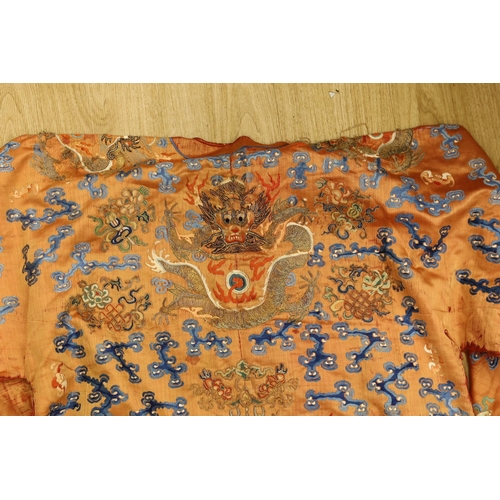 1410 - A Chinese embroidered silk dragon robe, late Qing Dynasty