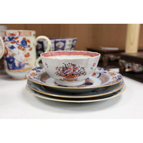 1420 - A large selection of 18th century Chinese export porcelain bowls, plates and mugs a/f