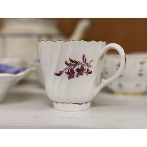 1429 - A selection of 18th century and later English porcelain tea bowls, a pair of Spode pickle dishes, an... 