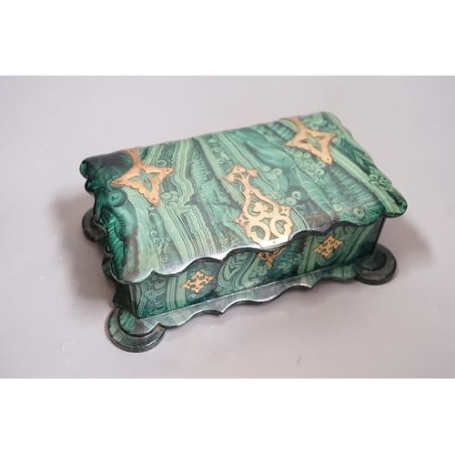 1454 - A Victorian papier-mâché-mache faux malachite, brass mounted jewellery box, 21cms wide x 12.5cms dee... 