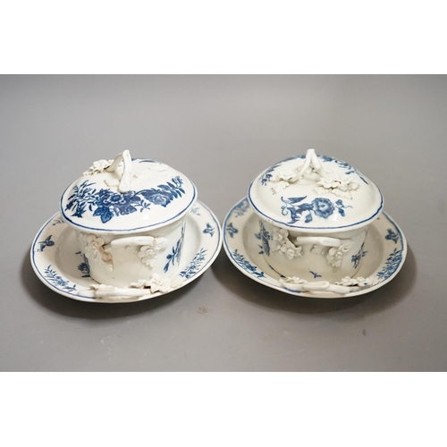 1462 - A pair of Caughley blue and white butter tubs, covers and stands, c.1780, stands 19cms wide, tubs an... 