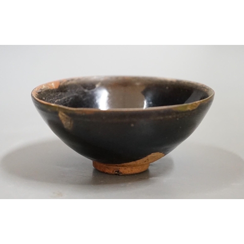 1469 - A Chinese Jian black glazed bowl, probably Song dynasty 10cms diameter