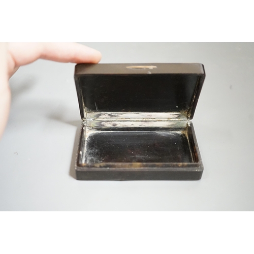 1486 - A 19th century French tortoiseshell snuff box, the top with reverse painted glass scene Tuileries Pa... 