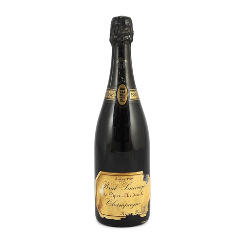 1552 - One bottle of Piper-Heidsieck Sauvage champagne