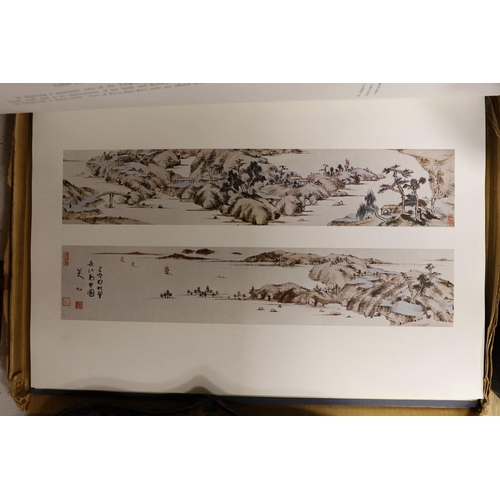 1560 - ° ° A Garland of Chinese Paintings Vol IV