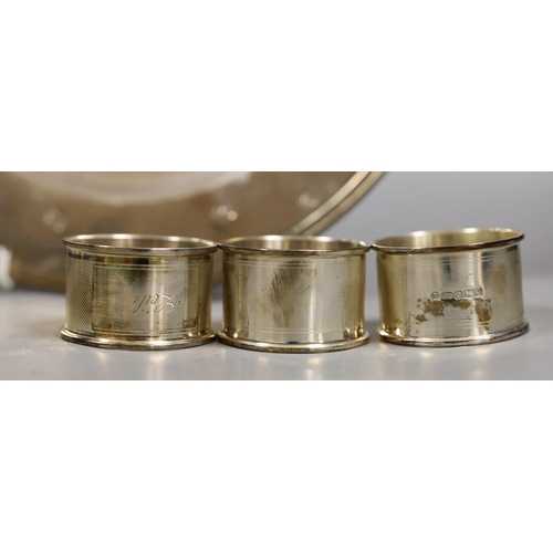 1839 - A modern silver armada dish by Carr's of Sheffield, 25.5cm, a similar set of four napkin rings and a... 