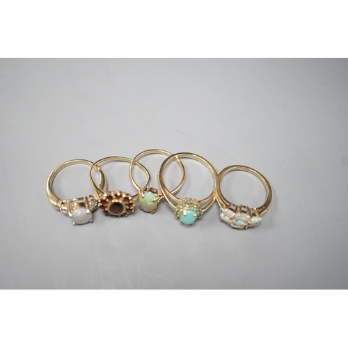 1875 - Five assorted modern 9ct gold and gem set dress rings, including white opal and diamond chip cluster... 