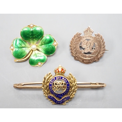 1890 - An early 20th century and two colour enamel set Royal Engineers sweetheart brooch, 5cm, gross 5.6 gr... 