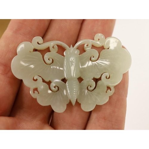 1593 - A 19th century pale celadon jade 'butterfly' carving