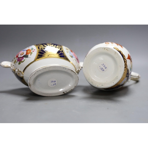 259 - A Coalport Imari style ewer and a similar lidded tureen, c.1820, Tallest 21cm