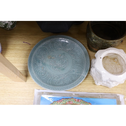 326 - A Chinese blue and white planter, 10cm tall, together with a crackle glaze planter, a Chinese copper... 