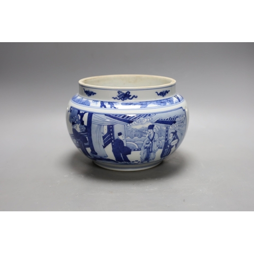 401 - A Chinese blue and white jardiniere 15cm