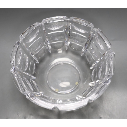 403 - An Orrefors glass fruit bowl, 14cm