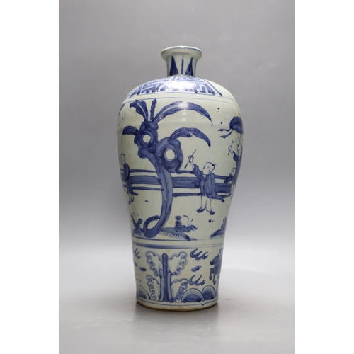 405 - A large Chinese baluster vase, 33cm tall