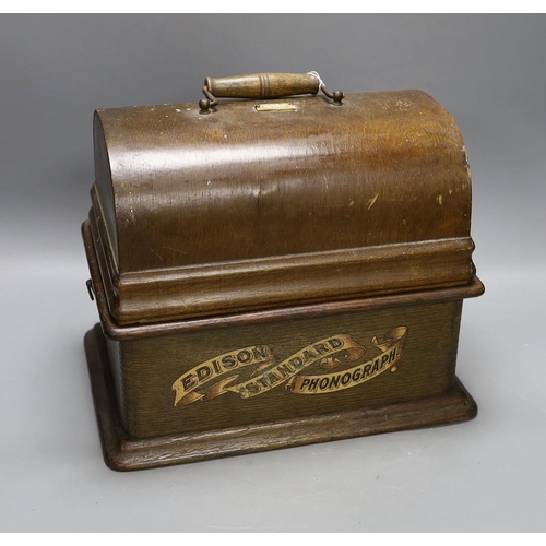 422 - An Edison standard phonograph with horn