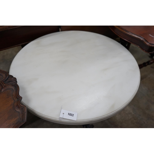 1022 - A Victorian style circular cast iron and reconstituted marble top occasional table, diameter 75cm, h... 