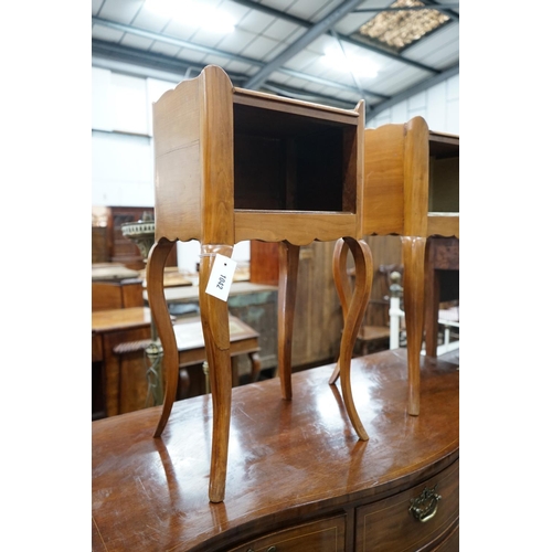 1042 - A pair of French style cherry bedside cabinets, width 37cm, depth 28cm, height 69cm