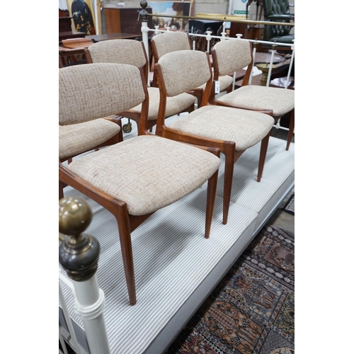 1046 - A set of six Eric Buck Danish upholstered dining chairs