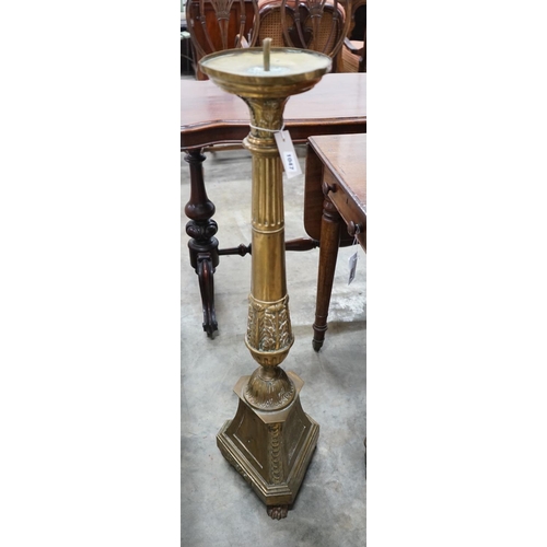 1047 - An 18th century style brass standard lamp, height 99cm