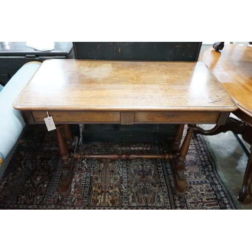 1078 - A Victorian mahogany two drawer centre table, width 99cm, depth 52cm, height 76cm.