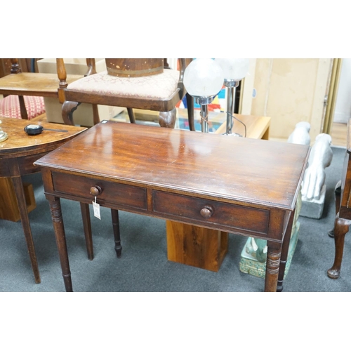 1148 - A Regency mahogany two drawer side table with moulded edge on turned legs, width 95cm, depth 51cm, h... 