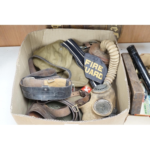 1360 - Wartime: a collection of military items and a boxed Triang Minic No. 2 Police car