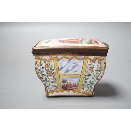 1490 - A 19th century Continental bombe shape enamel snuff box, 8cms long