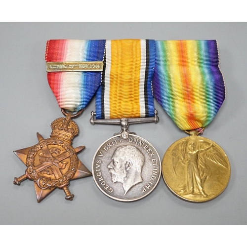 1498 - A WWI Mons star (with bar) trio to 3885 PTE. T. BRADY IR. GDS.