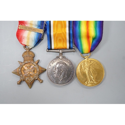 1499 - A WWI Mons star (with later bar) trio to 6346 PTE. H. SMYTH 8/HRS.